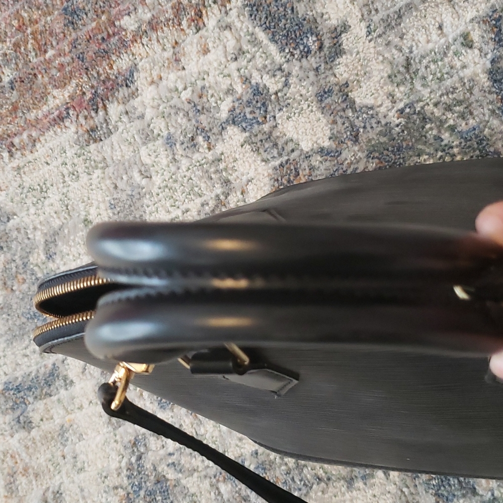 Louis Vuitton epi black alma - Picture 14 of 16